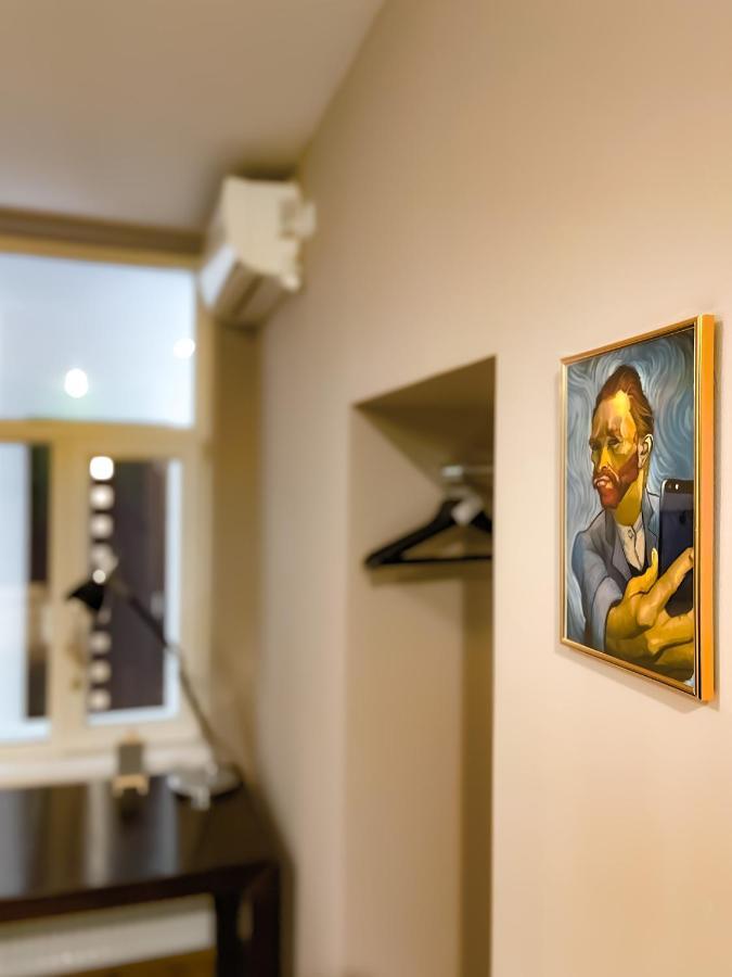 부쿠레슈티 Cool Flat With Hot Tub In The Old Town 아파트 외부 사진
